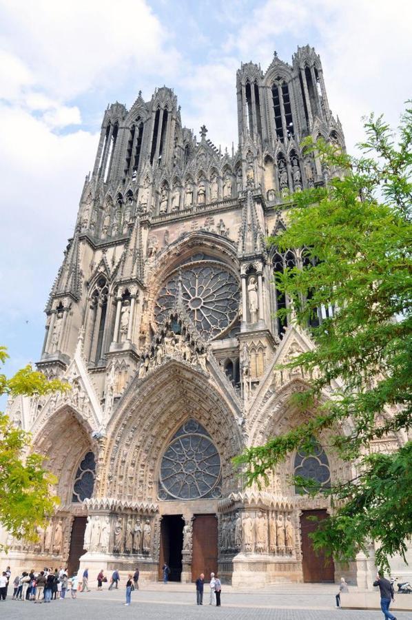 Lux Cathedrale Apartment Reims Exterior photo